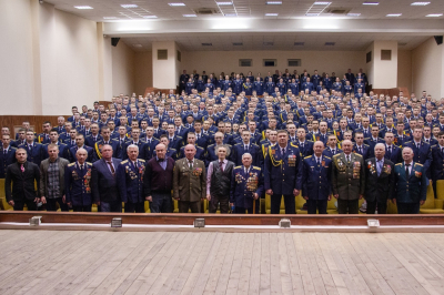 Встреча ветеранов с курсантами и преподавателями Воронежского института ФСИН России в канун Дня Победы Встреча ветеранов с курсантами и преподавателями Воронежского института ФСИН России в канун Дня Победы